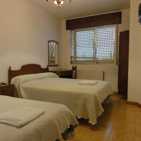 Pension Monterredondo Meira  Kamer foto